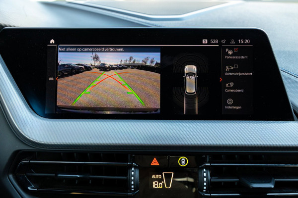 BMW 1-serie 118i High Executive M-Sport I Led I Live Cockpit Professional I Adaptive Cruise I Shadow Line I Stoelverwarming I BTW