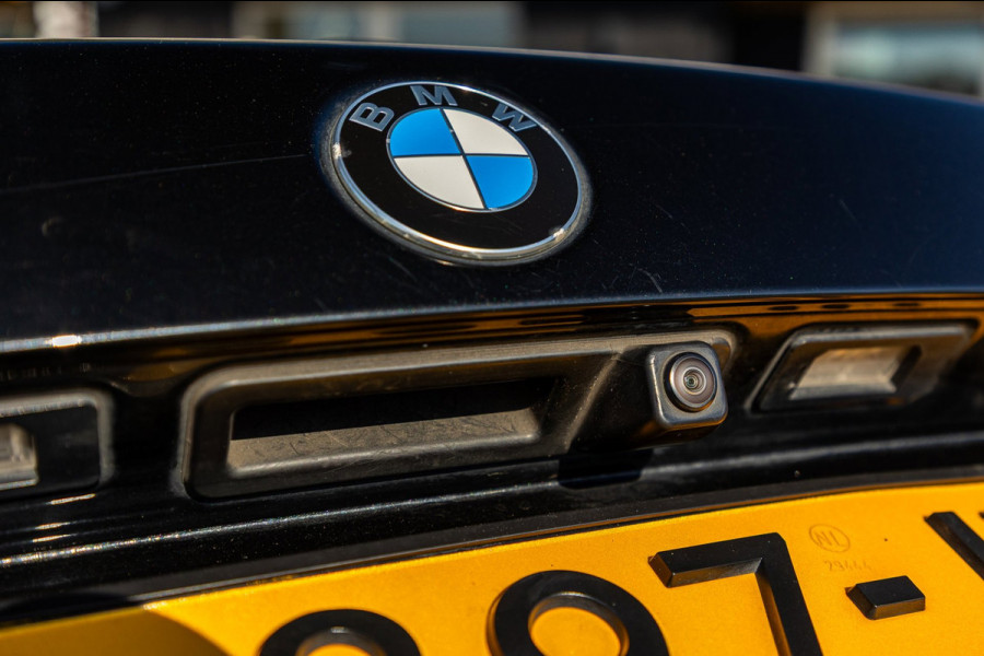 BMW 1-serie 118i High Executive M-Sport I Led I Live Cockpit Professional I Adaptive Cruise I Shadow Line I Stoelverwarming I BTW