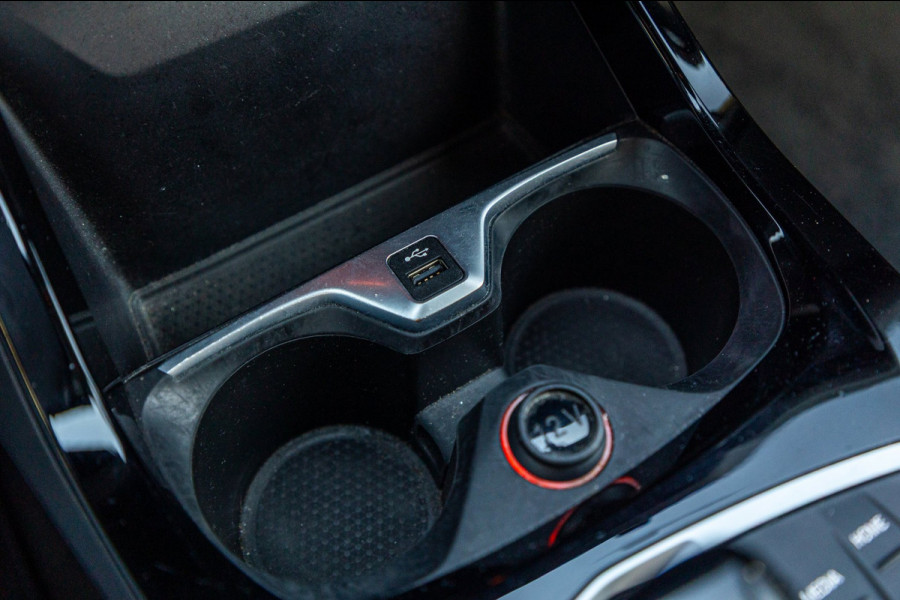 BMW 1-serie 118i High Executive M-Sport I Led I Live Cockpit Professional I Adaptive Cruise I Shadow Line I Stoelverwarming I BTW