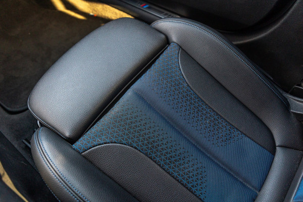 BMW 1-serie 118i High Executive M-Sport I Led I Live Cockpit Professional I Adaptive Cruise I Shadow Line I Stoelverwarming I BTW