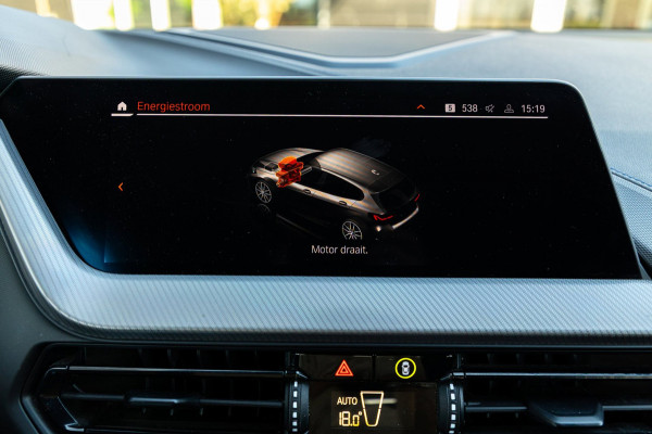 BMW 1-serie 118i High Executive M-Sport I Led I Live Cockpit Professional I Adaptive Cruise I Shadow Line I Stoelverwarming I BTW