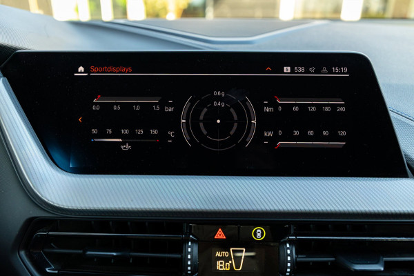 BMW 1-serie 118i High Executive M-Sport I Led I Live Cockpit Professional I Adaptive Cruise I Shadow Line I Stoelverwarming I BTW