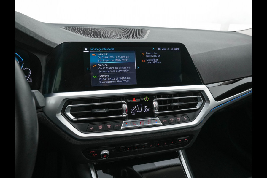 BMW 3-serie 330e eDrive Edition (Plug-In) (INCL-BTW) Aut. *LEATHER | FULL-LED | DIGI-COCKPIT | HEATED-SPORTSEATS | PRIVACYGLASS | AMBIENTLIGHT | DAB | NAVI-FULLMAP | ECC | CARPLAY | PDC | CRUI/SE | 18''ALU*