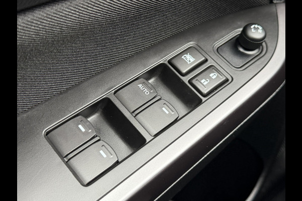 Suzuki Vitara 1.4 Boosterjet Hybrid Camera+Pdc Led Stoelverwarming Adapt Cruise carplay Dab+ Carplay Navi