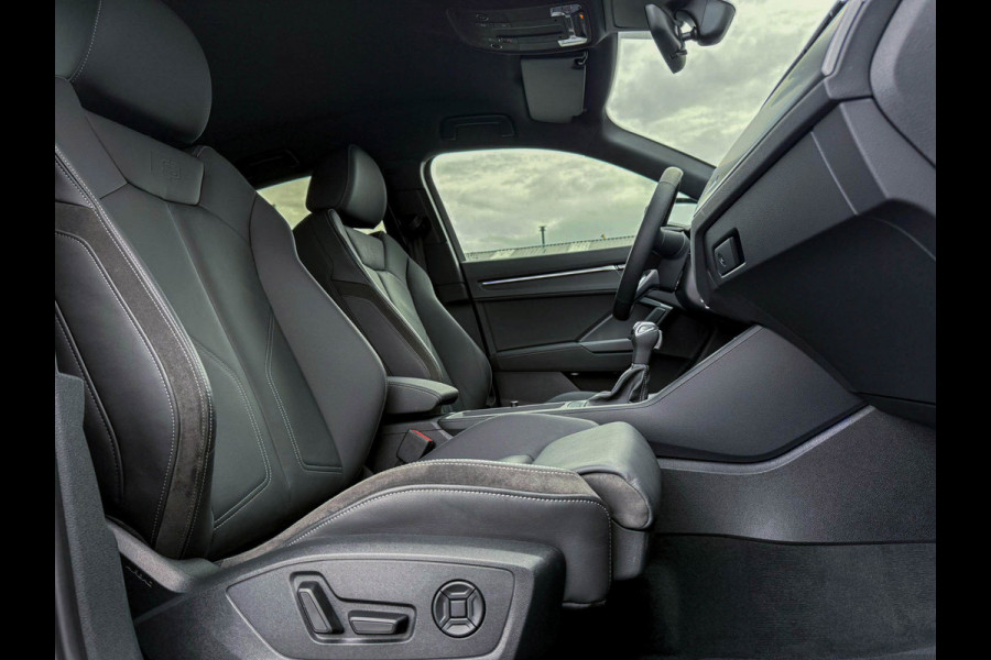 Audi Q3 Sportback 45TFSI e 245pk S-Tronic Competition S Edition S-Line 1é Eig Audi Exclusive|Leder|ACC|Ambiance|Camera|Matrix|RSQ3