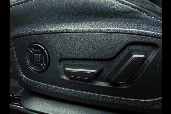 Audi Q3 Sportback 45TFSI e 245pk S-Tronic Competition S Edition S-Line 1é Eig Audi Exclusive|Leder|ACC|Ambiance|Camera|Matrix|RSQ3