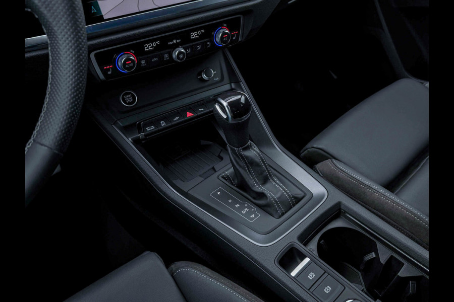 Audi Q3 Sportback 45TFSI e 245pk S-Tronic Competition S Edition S-Line 1é Eig Audi Exclusive|Leder|ACC|Ambiance|Camera|Matrix|RSQ3