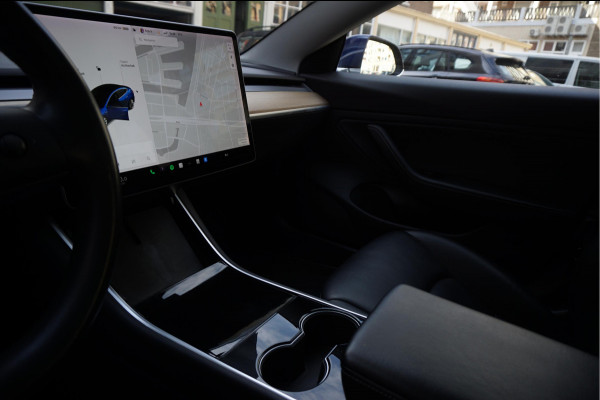 Tesla Model 3 Long Range AWD 75 kWh | BTW AUTO | Orig Nederlands | Auto Pilot | Panoramadak | Prachtige staat en staat van onderhoud |