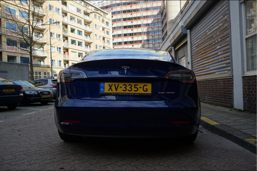 Tesla Model 3 Long Range AWD 75 kWh | BTW AUTO | Orig Nederlands | Auto Pilot | Panoramadak | Prachtige staat en staat van onderhoud |
