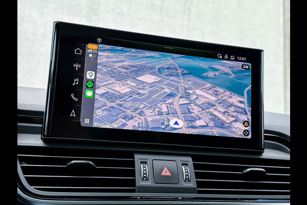 Audi Q5 55TFSI e 367PK Quattro Competition S Edition S-Line 1é Eig!|Pano|Luchtvering|S5-stoelen|HD Matrix|Carbon|Trekhaak|Ambiance