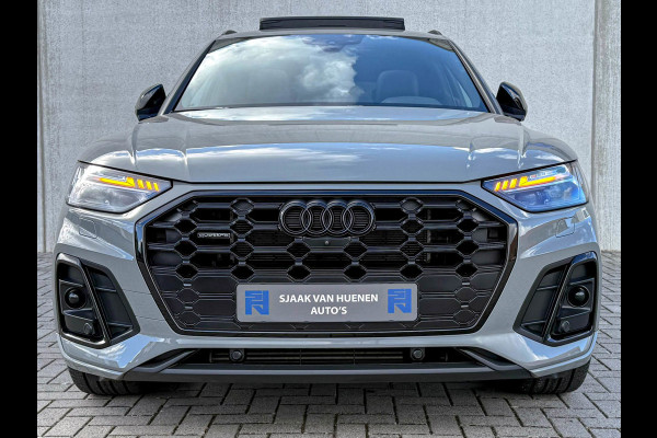 Audi Q5 55TFSI e 367PK Quattro Competition S Edition S-Line 1é Eig!|Pano|Luchtvering|S5-stoelen|HD Matrix|Carbon|Trekhaak|Ambiance