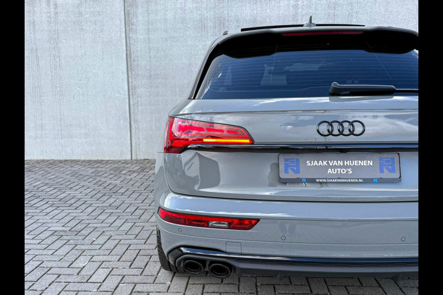 Audi Q5 55TFSI e 367PK Quattro Competition S Edition S-Line 1é Eig!|Pano|Luchtvering|S5-stoelen|HD Matrix|Carbon|Trekhaak|Ambiance