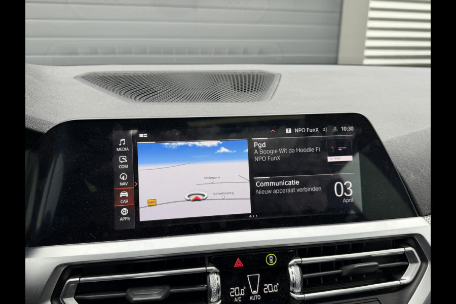 BMW 3 Serie Touring 320i High Executive M-Sport | Panoramadak | Camera | Head-Up Display | DAB |