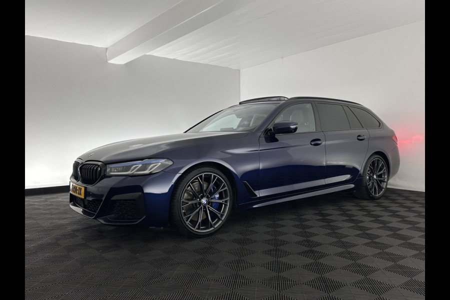 BMW 5 Serie Touring 530d M-Sportpack High Executive Edition (INCL-BTW) Aut. *PANO | LASERLIGHT | LEATHER | TOPVIEW | HARMAN/KARDON |  ADAPTIVE-CRUISE | BLINDSPOT | HEATED-COMFORTSEATS | KEYLESS | DAB | DIGI-COCKPIT | PRIVACY-GLASS | SHIFTPADDLES | ...