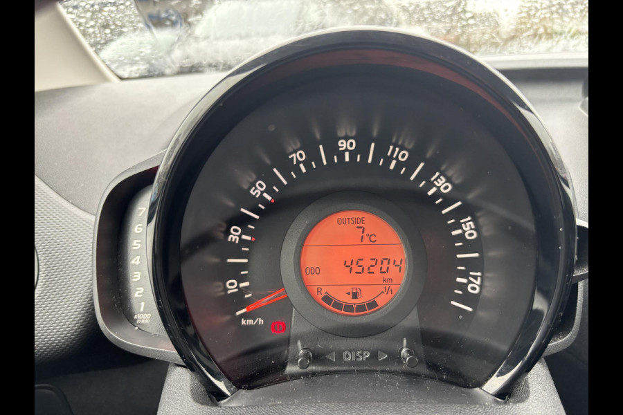 Citroën C1 1.0 VTi Feel 72pk | Cruise control | Bluetooth | Airco