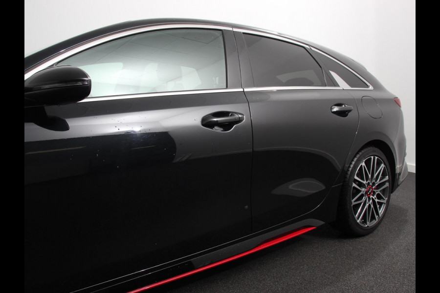 Kia ProCeed 1.6 T-GDi 204pk Automaat GT | Navigatie | Apple Carplay/Android Auto | Parkeersensoren | Camera | Adaptive Cruise Control | Stoel- en stuurverwarming | Elektrische achterklep | Keyless Entry/Start | Ledverlichting | Virtual Cockpit