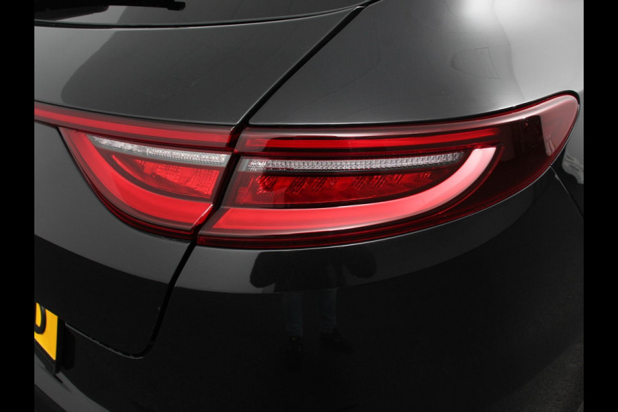 Kia ProCeed 1.6 T-GDi 204pk Automaat GT | Navigatie | Apple Carplay/Android Auto | Parkeersensoren | Camera | Adaptive Cruise Control | Stoel- en stuurverwarming | Elektrische achterklep | Keyless Entry/Start | Ledverlichting | Virtual Cockpit