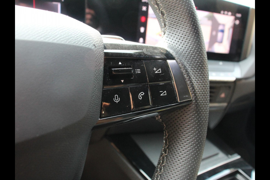 Opel Astra 1.2 Automaat GS Line | Climate control | Adaptive cruise control | LED | Voorstoelen verwarmd | Stuurwiel verwarmd | Achteruitrij camera 360* | Sfeer verlichting | Apple carplay/ Android auto