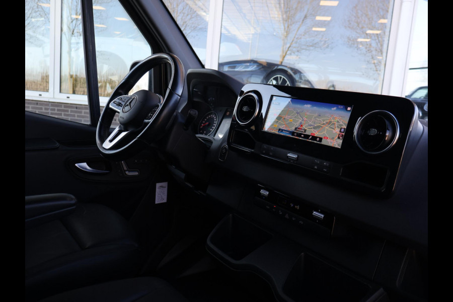 Mercedes-Benz Sprinter 316 2.2 CDI 163 PK AUT. L3H2 + MEMORY SEAT | LEDER | DISTRONIC | BREEDBEELD MBUX | CARPLAY | STOELVERW.