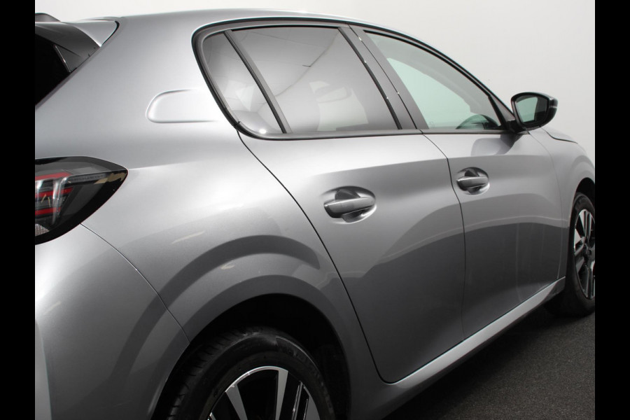 Peugeot 208 Automaat Allure | Navigatie | Apple Carplay/ Android Auto | Camera | Parkeersensoren | Adaptive Cruise Control | Stoelverwarming | Ledverlichting | Climate control