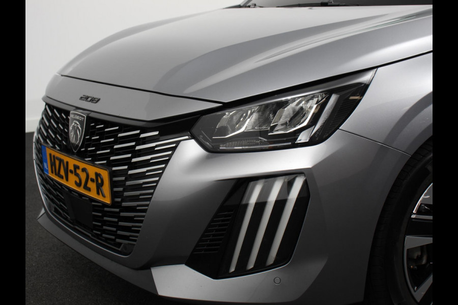Peugeot 208 Automaat Allure | Navigatie | Apple Carplay/ Android Auto | Camera | Parkeersensoren | Adaptive Cruise Control | Stoelverwarming | Ledverlichting | Climate control
