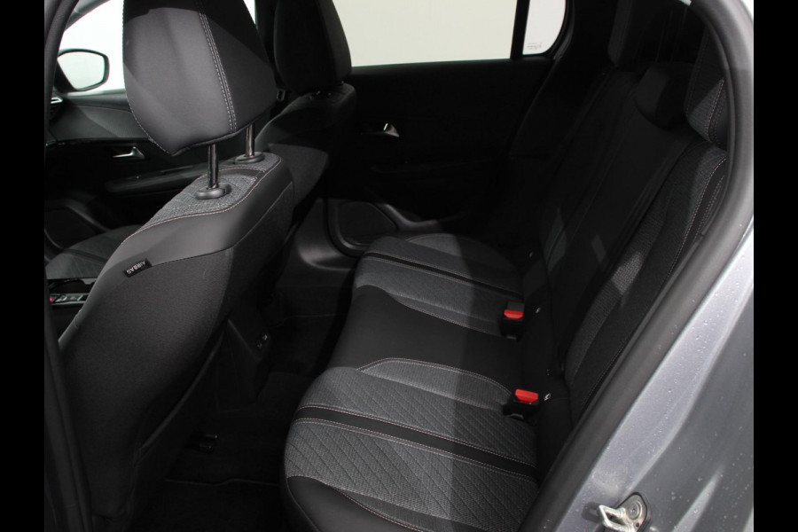 Peugeot 208 Automaat Allure | Navigatie | Apple Carplay/ Android Auto | Camera | Parkeersensoren | Adaptive Cruise Control | Stoelverwarming | Ledverlichting | Climate control