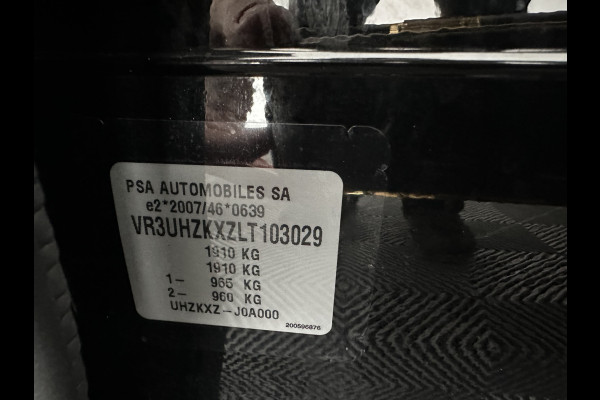 Peugeot e-208 EV GT 350 50 kWh [ 3-Fase ] *HEATPUMP | PANO | FULL-LED | DIGI-COCKPIT | BLINDSPOT | CAMERA | LEATHER-ALCANTARA | AMBIENTLIGHT | NAVI-FULLMAP | LANE-ASSIST | KEYLESS | DAB | CCS-FASTLOADER | HEATED-SPORTSEATS