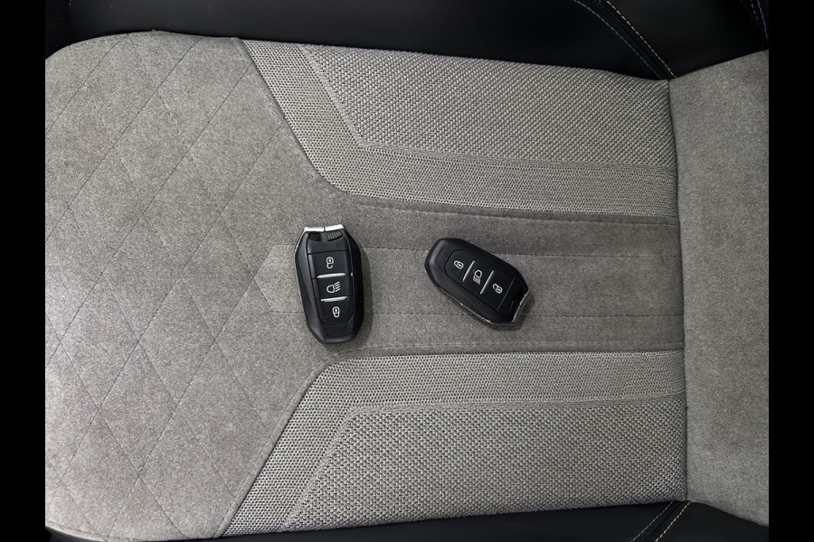 Peugeot e-208 EV GT 350 50 kWh [ 3-Fase ] *HEATPUMP | PANO | FULL-LED | DIGI-COCKPIT | BLINDSPOT | CAMERA | LEATHER-ALCANTARA | AMBIENTLIGHT | NAVI-FULLMAP | LANE-ASSIST | KEYLESS | DAB | CCS-FASTLOADER | HEATED-SPORTSEATS