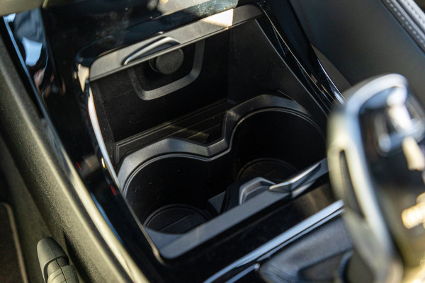 BMW X1 SDrive20i Nedcar Edition Panoramadak I Leder I Sportstoelen I Head Up I Camera I Led I Trekhaak I BTW