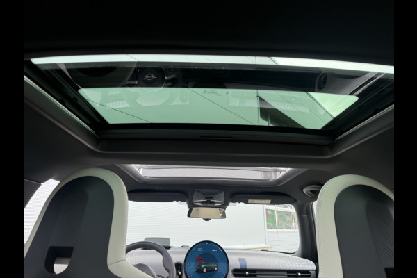 MINI Mini 1.5 Cooper C Favoured AUOTMAAT M PANODAK! CAMERA! 18INCH!