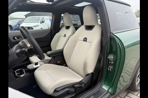 MINI Mini 1.5 Cooper C Favoured AUOTMAAT M PANODAK! CAMERA! 18INCH!