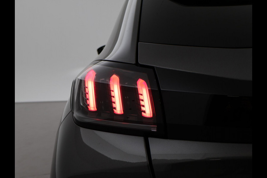 Peugeot 208 1.2 PT ALLURE PACK + ADAPTIVE CRUISE | CAMERA | STOELVERWARMING | CARPLAY | LED | PRIVACY