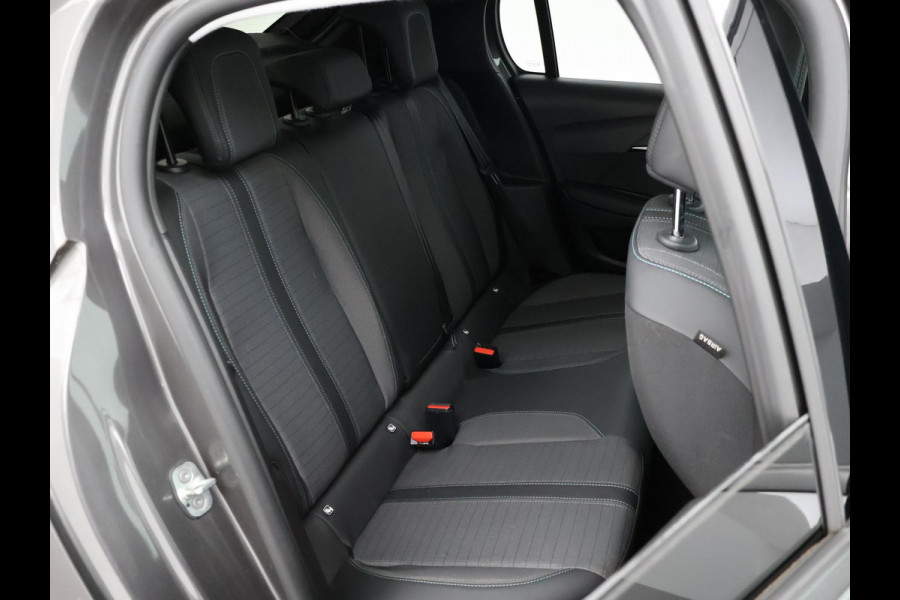 Peugeot 208 1.2 PT ALLURE PACK + ADAPTIVE CRUISE | CAMERA | STOELVERWARMING | CARPLAY | LED | PRIVACY