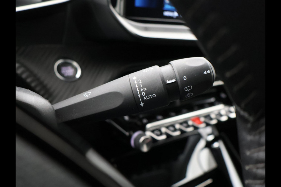 Peugeot 208 1.2 PT ALLURE PACK + ADAPTIVE CRUISE | CAMERA | STOELVERWARMING | CARPLAY | LED | PRIVACY