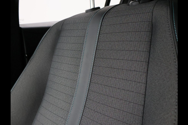 Peugeot 208 1.2 PT ALLURE PACK + ADAPTIVE CRUISE | CAMERA | STOELVERWARMING | CARPLAY | LED | PRIVACY