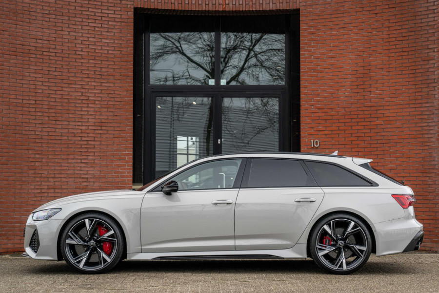Audi RS6 Avant 4.0 TFSI quattro Kreide RS Dynamic Plus 305km/h