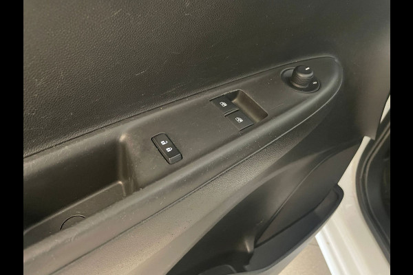 Opel KARL 1.0 ecoFLEX Edition AIRCO CRUISE GROOT SCHERM BLUETOOTH ELEK RAMEN CENT VERG 2E EIG ZEER NETTE AUTO