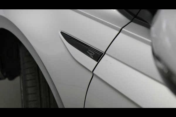 Volkswagen Polo 1.0 TSI 95pk R-Line / Navigatie / Stoelverwarming / Camera