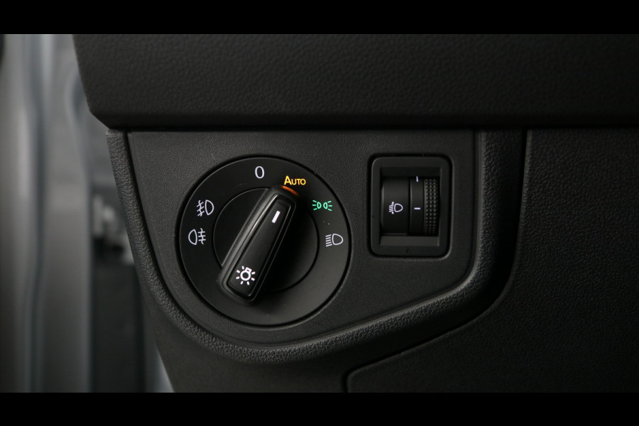 Volkswagen Polo 1.0 TSI 95pk R-Line / Navigatie / Stoelverwarming / Camera