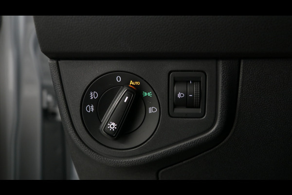 Volkswagen Polo 1.0 TSI 95pk R-Line / Navigatie / Stoelverwarming / Camera