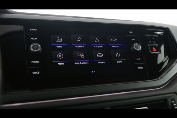 Volkswagen Polo 1.0 TSI 95pk R-Line / Navigatie / Stoelverwarming / Camera