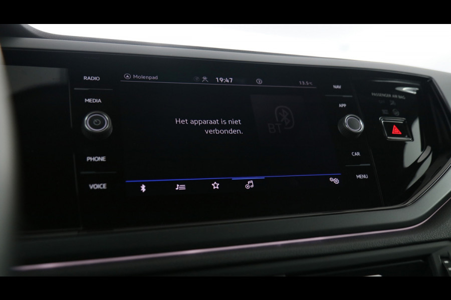 Volkswagen Polo 1.0 TSI 95pk R-Line / Navigatie / Stoelverwarming / Camera