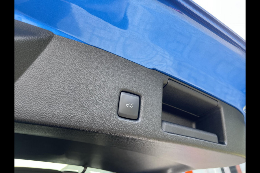 Ford Kuga 2.5 PHEV ST-Line X 243pk | Driver Assistance Pack | Winterpack | Panoramadak | Technology Pack | All Weather Banden | Reserve wiel