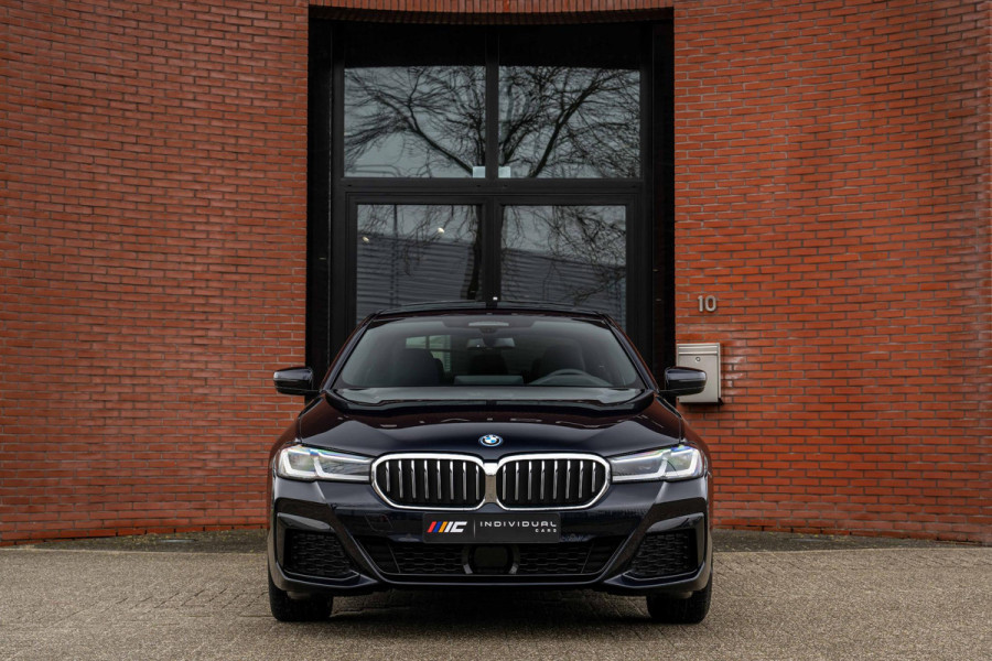 BMW 5 Serie 545e xDrive 394pk M-Sport CoPilot Laser 15.333km !