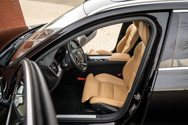 Volvo V60 2.0 T6 AWD Inscription 310pk Massage B&W Trekhaak