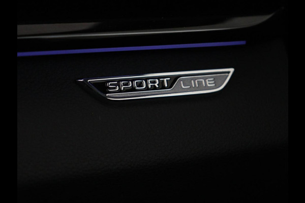 Škoda Karoq 1.5 TSI Sportline | Panoramadak | Stoelverwarming | Adaptive cruise | Camera | Sportstoelen | Virtual Cockpit | Navigatie | Sfeerverlichting | Full LED | 18'' | Keyless | Climate control