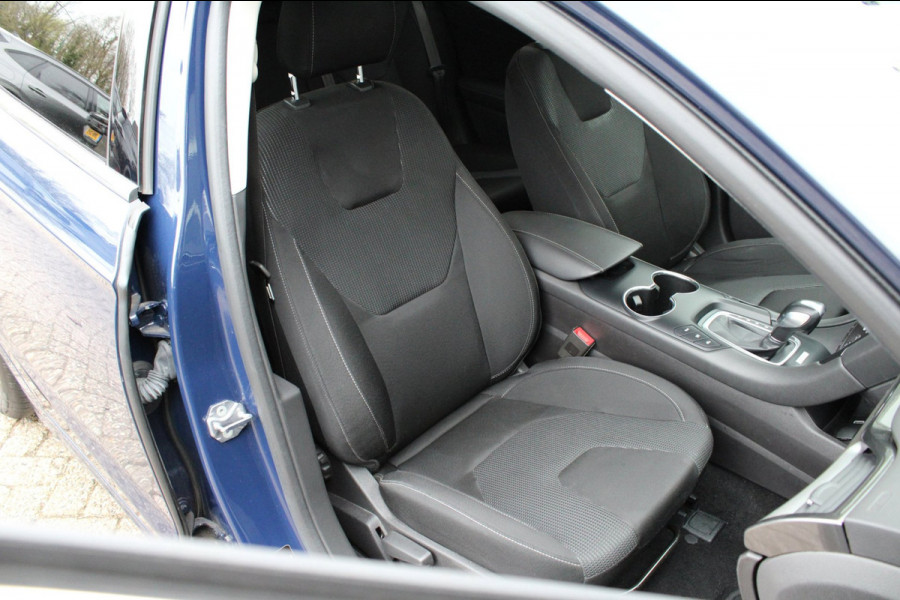 Ford Mondeo 2.0 IVCT HEV Titanium