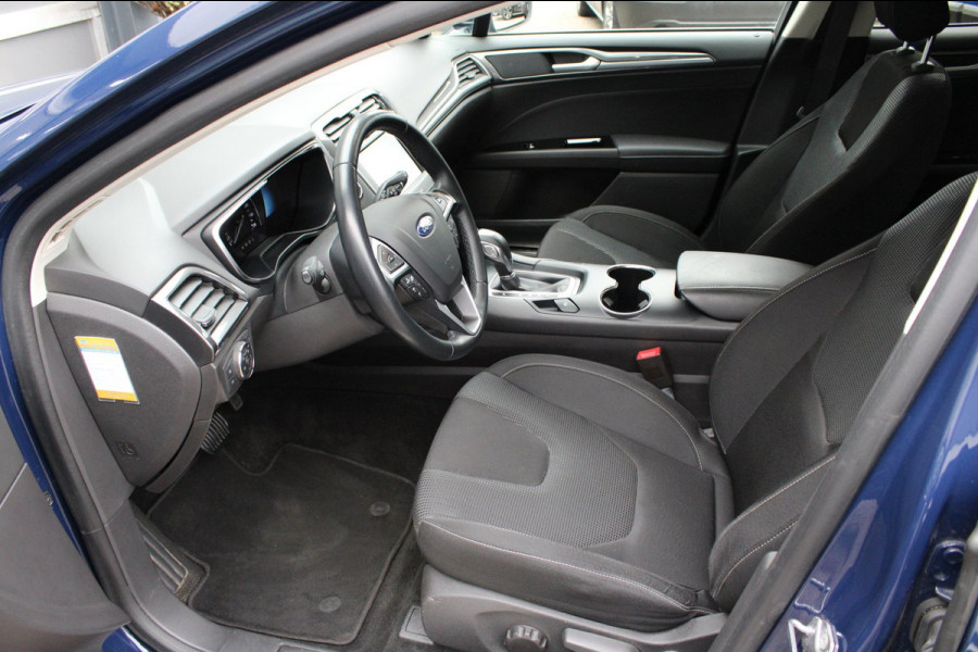 Ford Mondeo 2.0 IVCT HEV Titanium