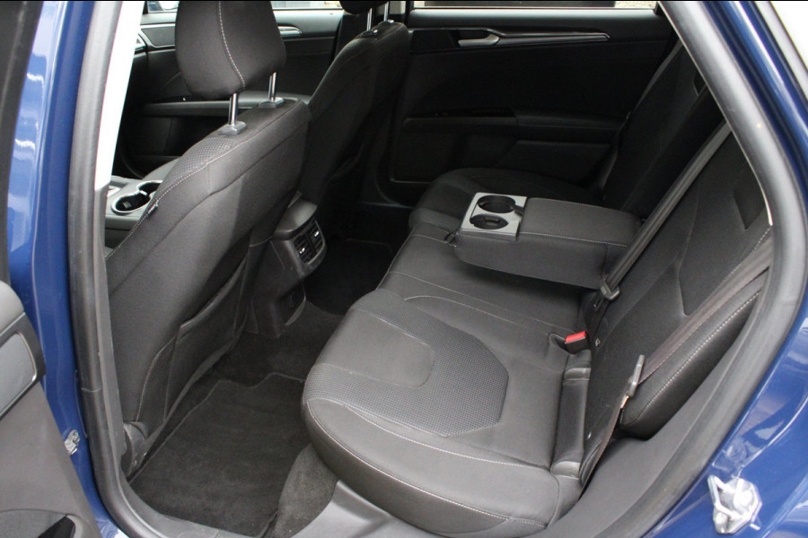 Ford Mondeo 2.0 IVCT HEV Titanium