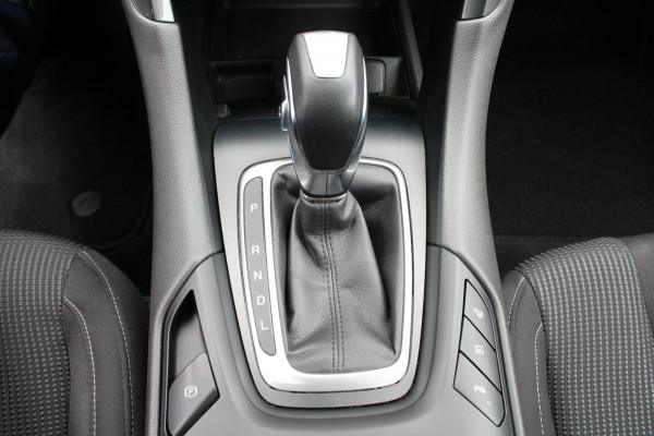 Ford Mondeo 2.0 IVCT HEV Titanium